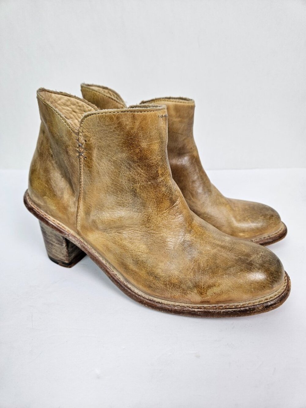 BED | STU Sonic Cobbler Series Distressed Tan Leather Ankle Boot 6 - Picture 3 of 13
